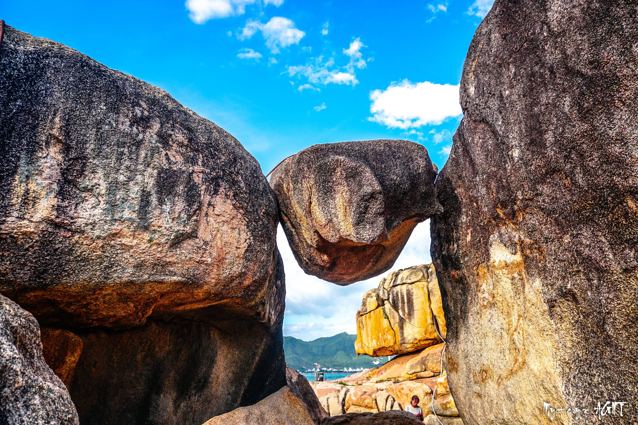 Hòn Chồng Nha Trang - khám phá tảng đá độc đáo
